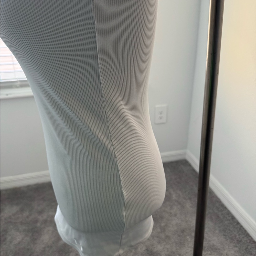 Under Armour Ribbed Tank Top - Picture 3 of 5